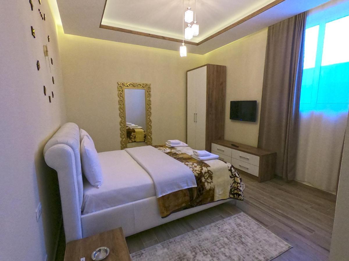 Hotel St.Pauli Shkodër Dış mekan fotoğraf