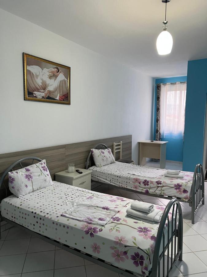 Hotel St.Pauli Shkodër Dış mekan fotoğraf