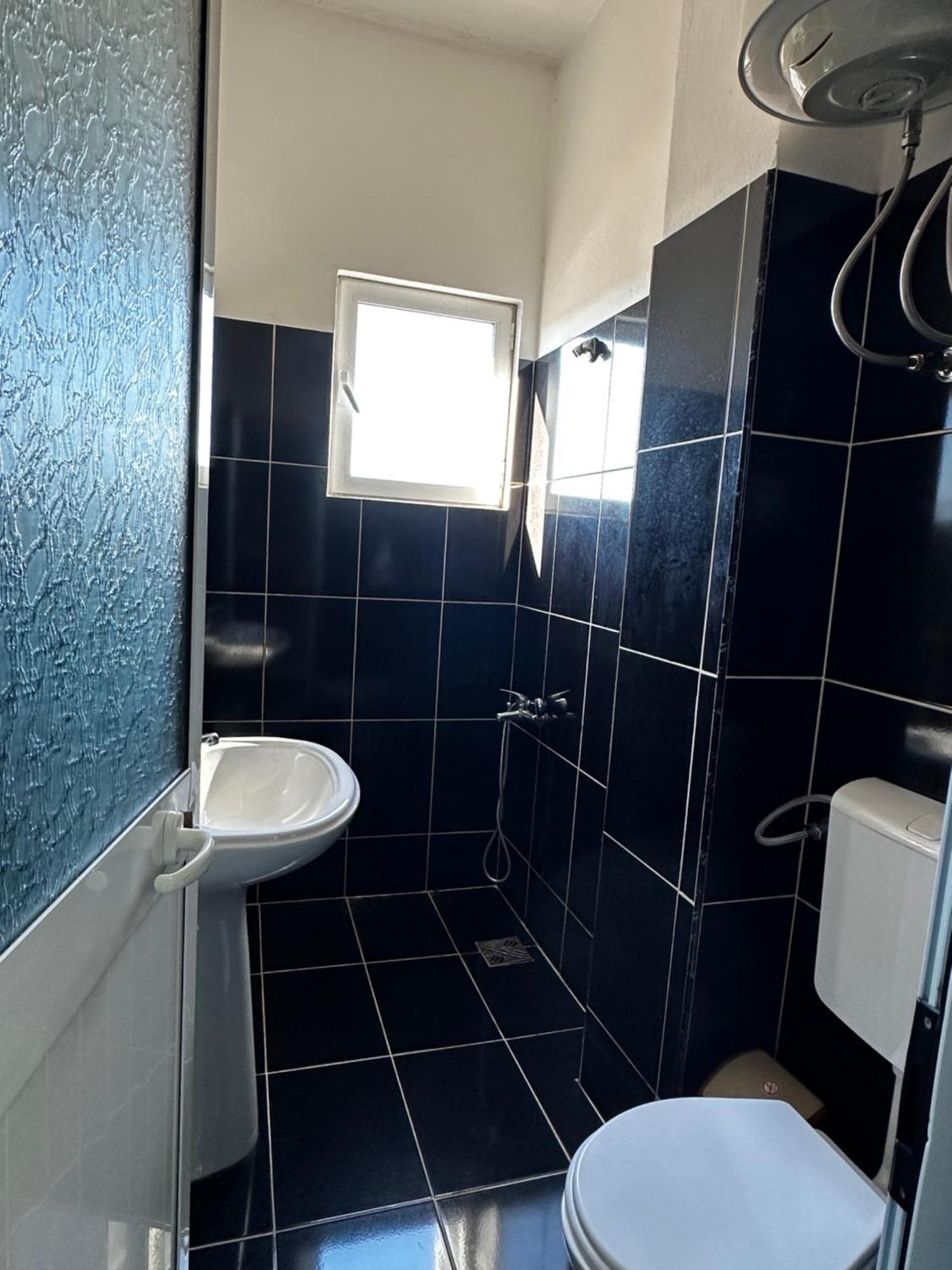 Hotel St.Pauli Shkodër Dış mekan fotoğraf