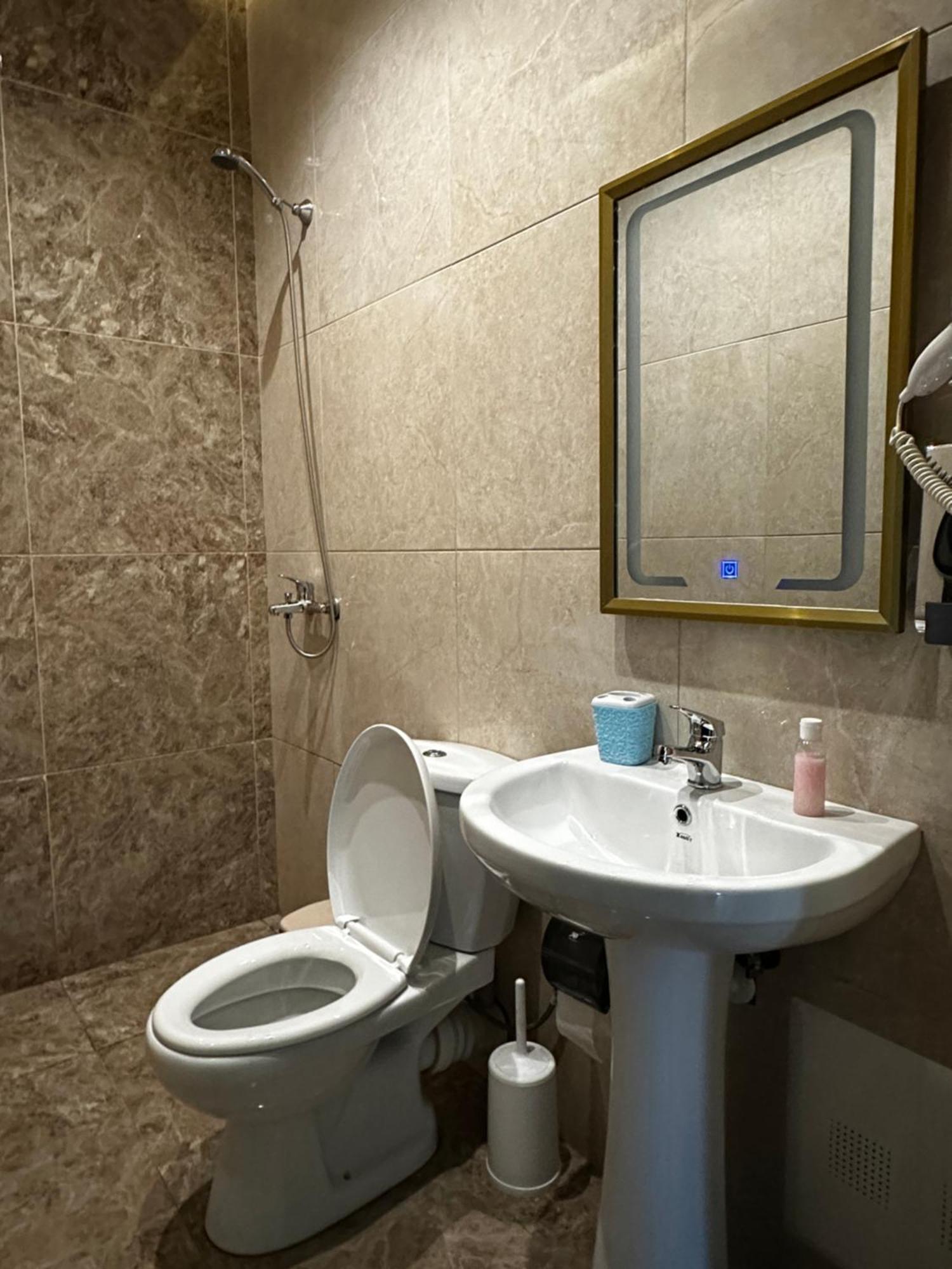 Hotel St.Pauli Shkodër Dış mekan fotoğraf