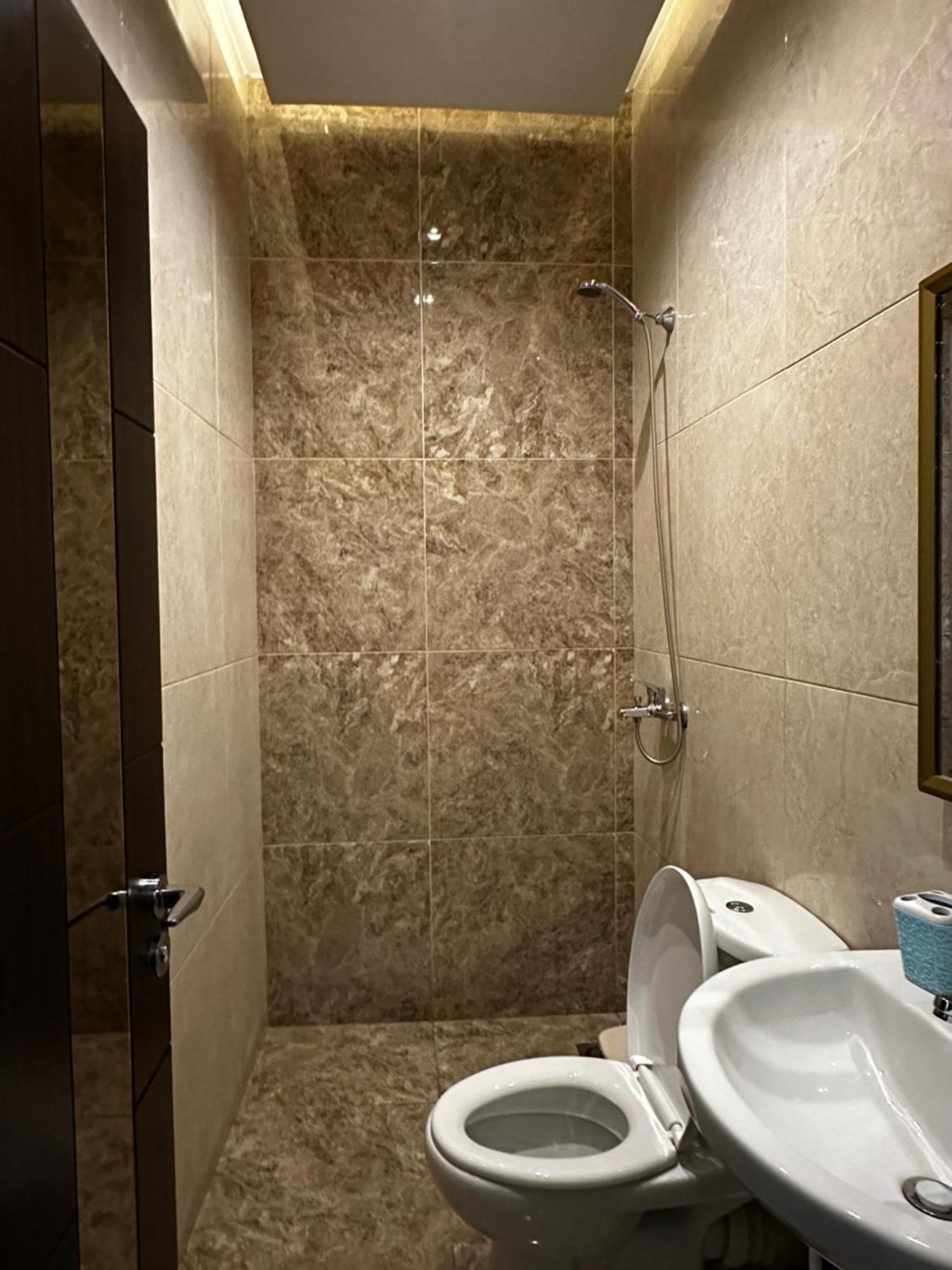 Hotel St.Pauli Shkodër Dış mekan fotoğraf